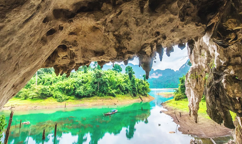 diamond cave khao sok