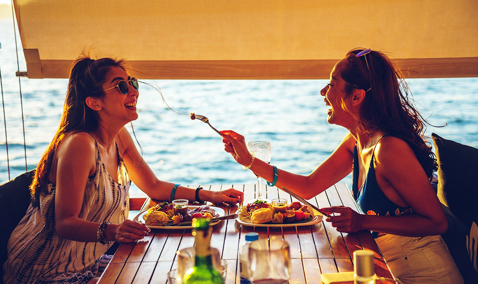 sunset dinner luxury catamaran phuket