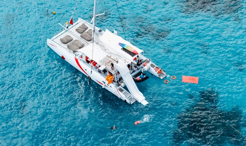 coral and raya island sailing yacht catamaran 2 coral and raya island tour