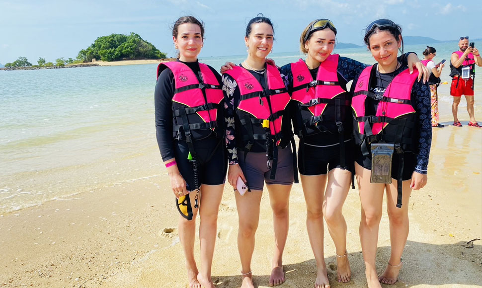 group of girls during phuket jetski tour