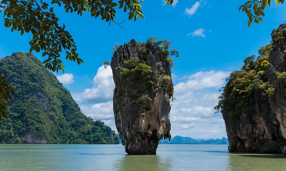 james bond island
