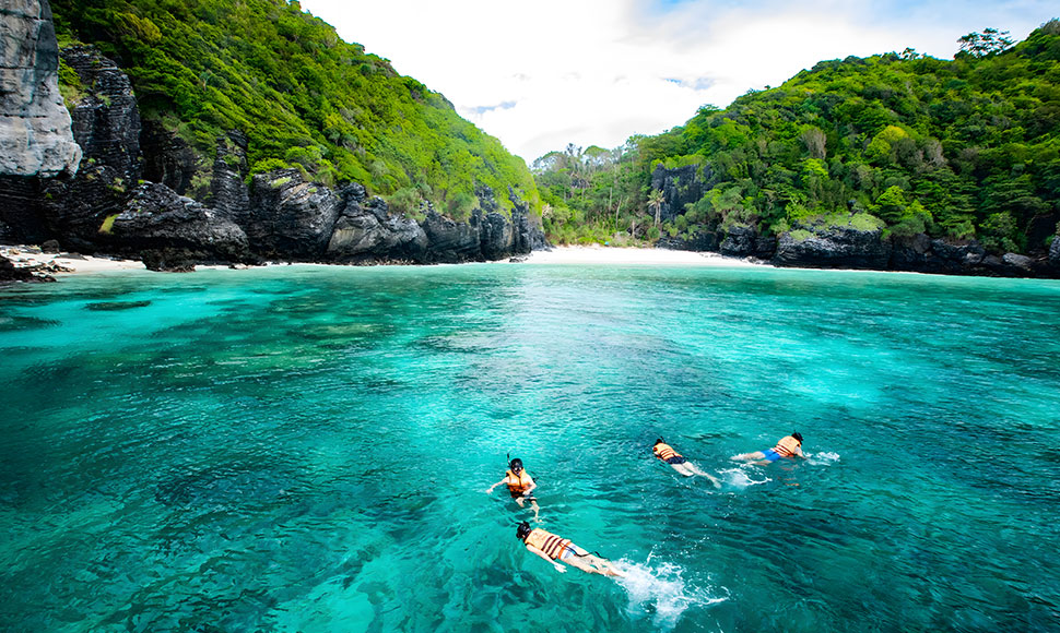 snorkeling-pileh-lagoon snorkeling pileh lagoon
